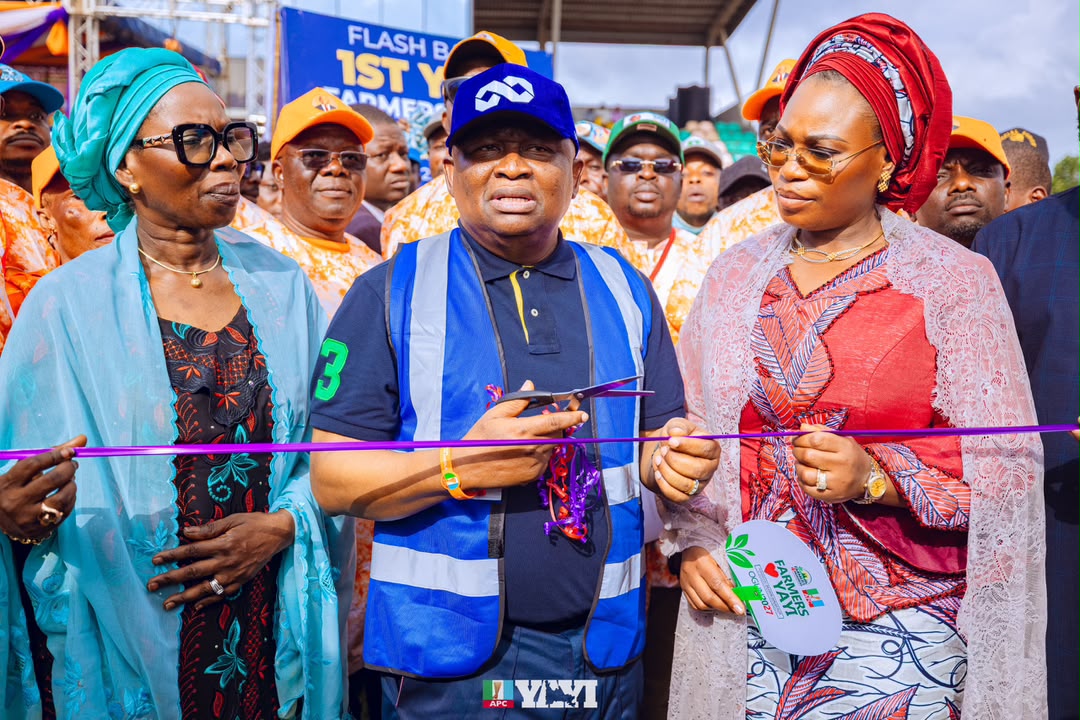 Food Security: Senator Adeola distributes tractors, tricycles, farm inputs, cash grants to 2,557 in Ogun