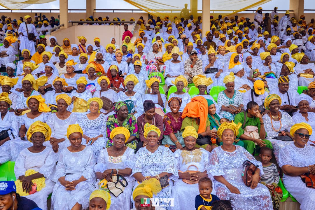 Senator Olamilekan Adeola - YAYI disclosed why he continues to empower traders across Ogun State.