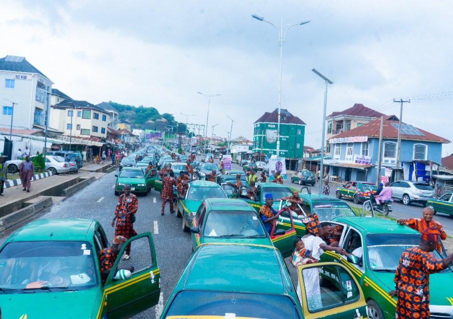 Ogun Central Taxi drivers pledges support and commitment to ensuring Senator Olamilekan Adeola - YAYI wins as the next Governor of Ogun State.